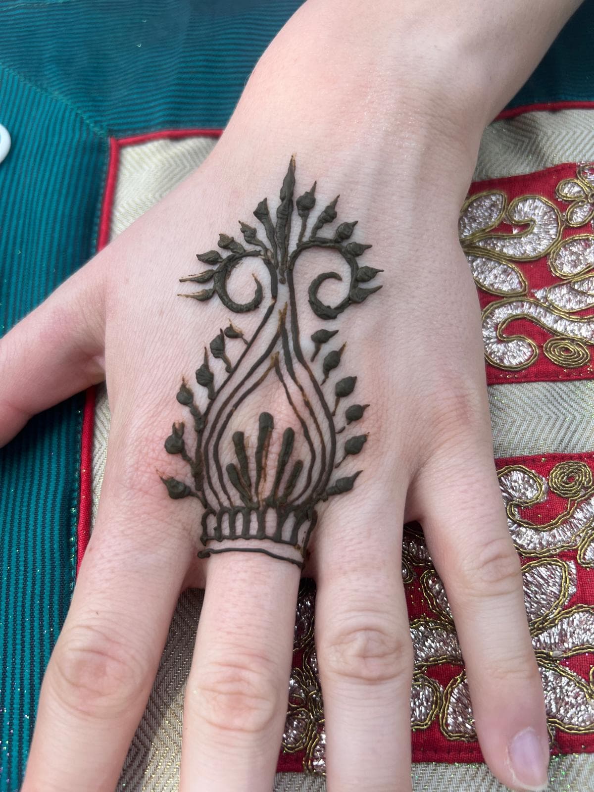 Temporary henna tattoo