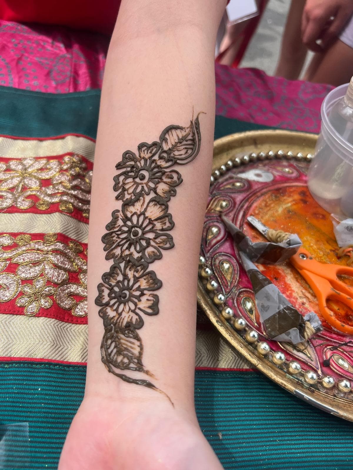 Elegant henna design
